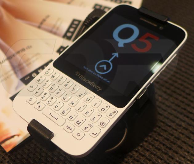 BlackBerry Q5 - img6