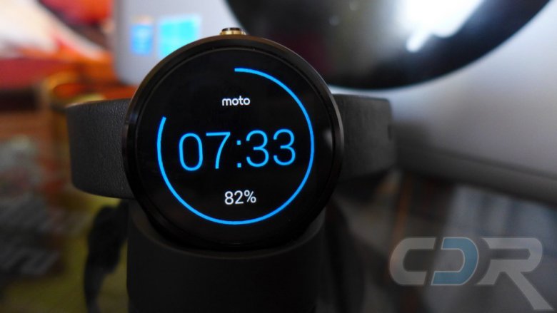 Hodinky Moto 360 Wear Android 3 0