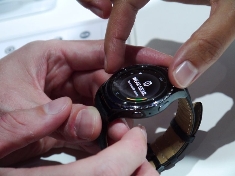 Samsung Gear S 2 010