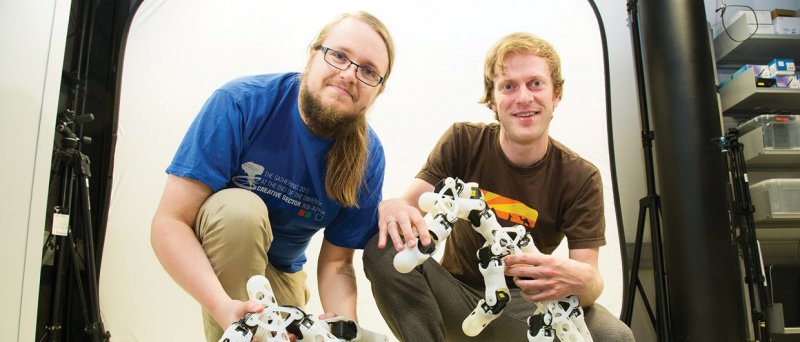 Apollon Robot 3 D Authors