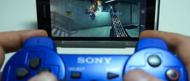 Xperia DUALSHOCK 3 - úvodní foto