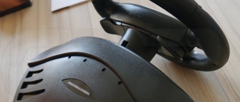 thrustmaster_t80_6.jpg