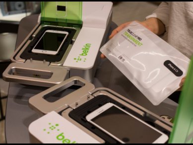 Belkin True Clear Pro 1