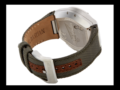 Hp Michael Bastian Chronowing