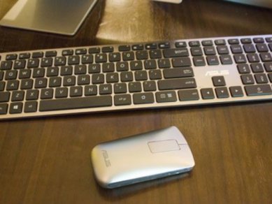 Asus Transformer AiO - klávesnice a myš