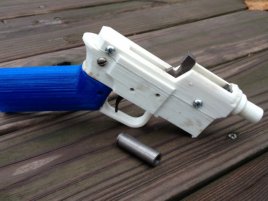 3 D Printed Gun With Ammo