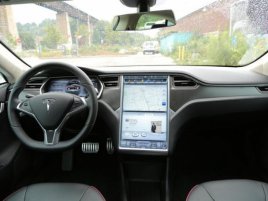 Tesla S