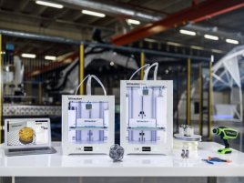 Ultimaker 3 Group Low Res